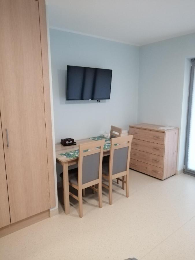Osrodek Wczasowy Medyk Pum Aparthotel Dziwnow Bagian luar foto